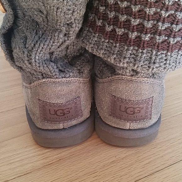 Knit UGGs - Picture 2 of 4